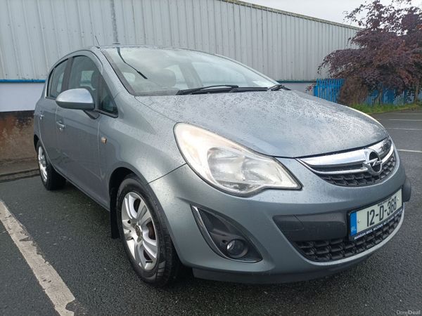 Opel Corsa Hatchback, Petrol, 2012, Silver