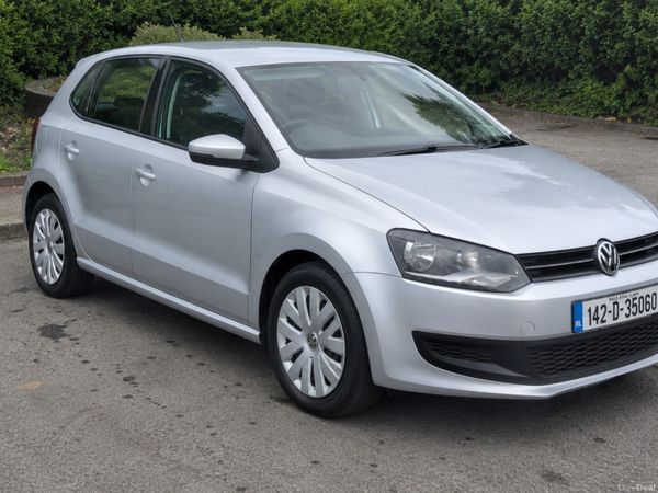 Volkswagen Polo Hatchback, Petrol, 2014, Silver
