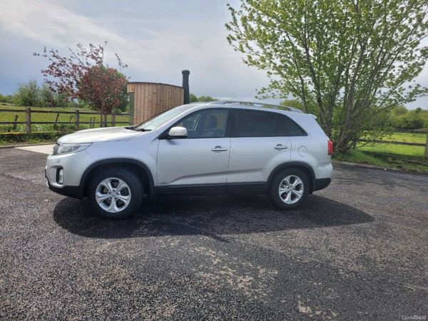 Kia Sorento SUV, Diesel, 2015, Silver