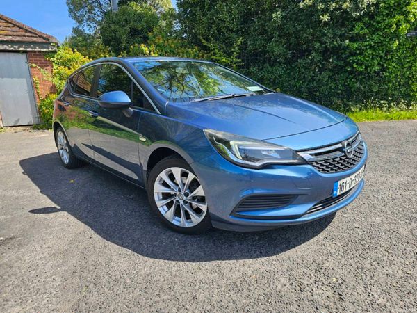 Opel Astra Hatchback, Petrol, 2016, Blue