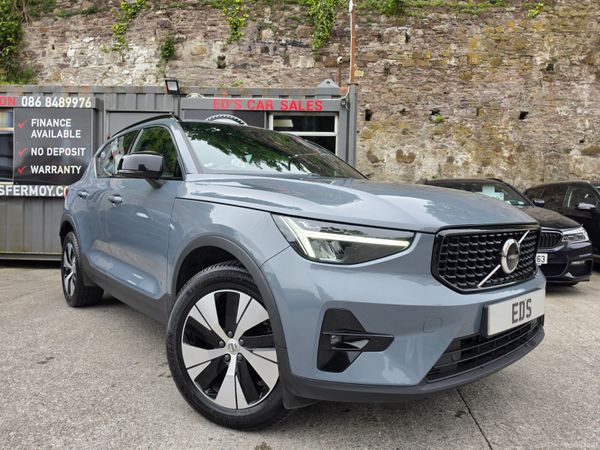 Volvo XC40 SUV, Petrol Hybrid, 2023, Grey