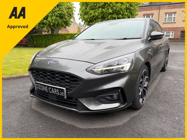 Ford Focus Hatchback, Diesel, 2020, Grey