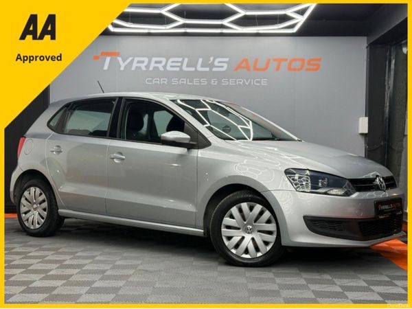 Volkswagen Polo Hatchback, Petrol, 2013, Silver