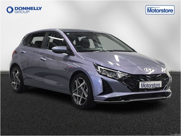Hyundai i20 Hatchback, Petrol, 2024, Blue