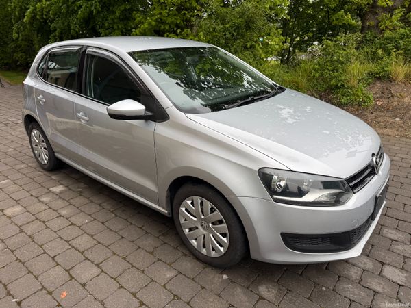 Volkswagen Polo Hatchback, Petrol, 2013, Silver
