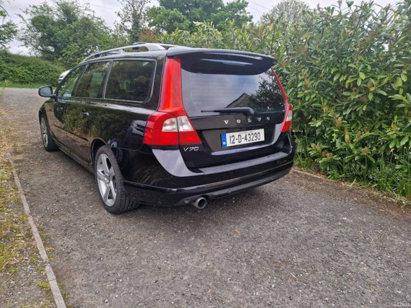 Volvo V70 Estate, Diesel, 2012, Black