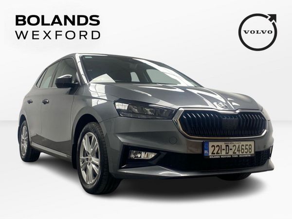 Skoda Fabia Hatchback, Petrol, 2022, Grey
