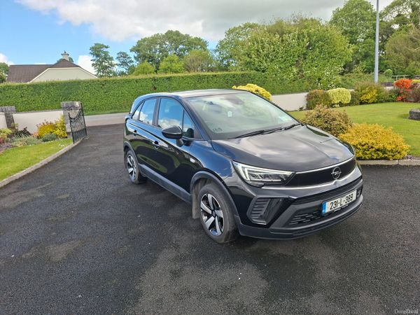 Opel Crossland SUV, Diesel, 2023, Black