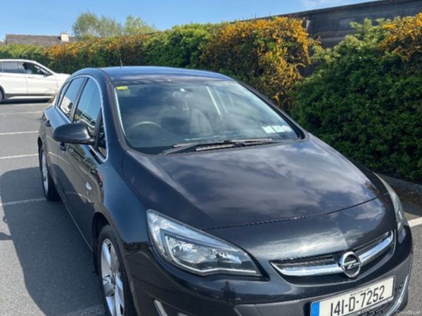 Opel Astra MPV, Diesel, 2014, Black
