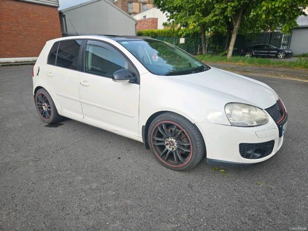 Volkswagen Golf Hatchback, Petrol, 2007, White