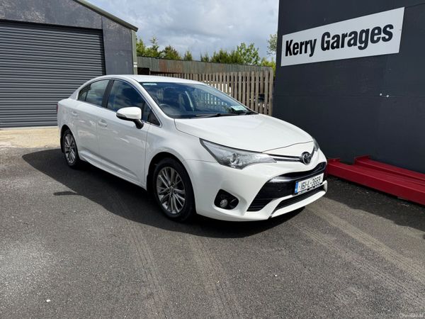 Toyota Avensis Saloon, Diesel, 2016, White