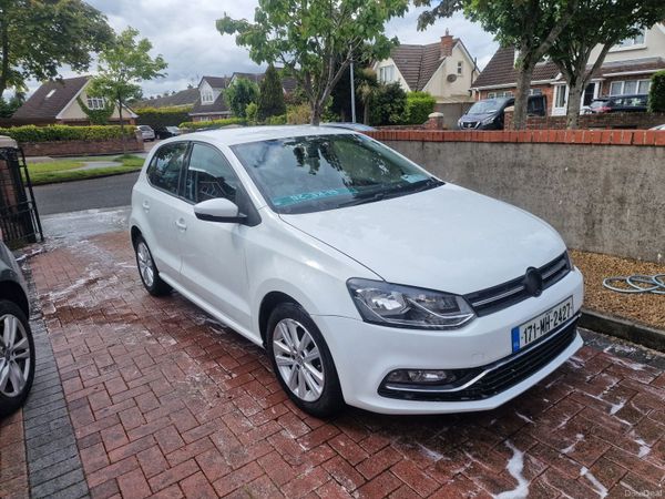 Volkswagen Polo Hatchback, Petrol, 2017, White