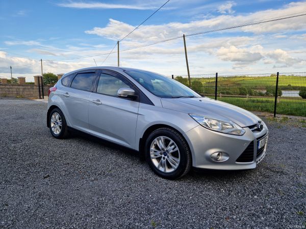 Ford Focus Hatchback, Diesel, 2012, Silver