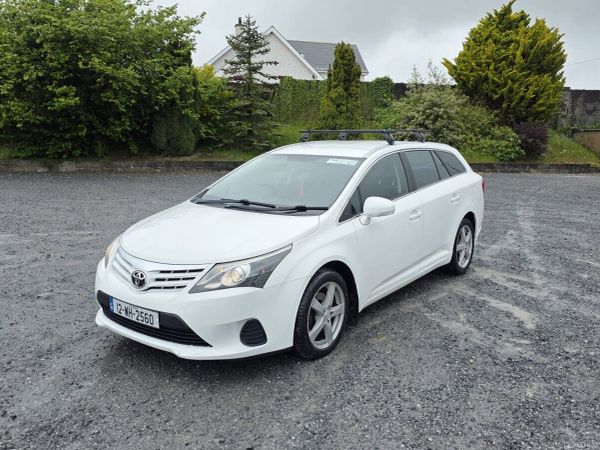 Toyota Avensis Estate, Diesel, 2012, White
