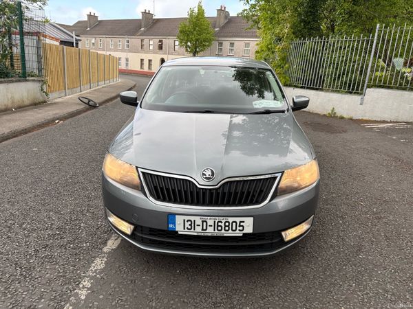 Skoda Rapid Saloon, Diesel, 2013, Grey