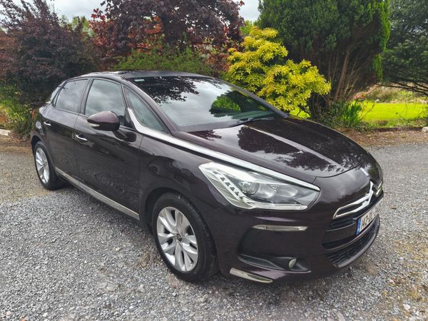 DS Automobiles DS 5 Hatchback, Diesel, 2014, Purple
