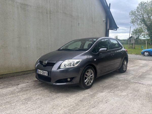 Toyota Auris Hatchback, Petrol, 2008, Grey