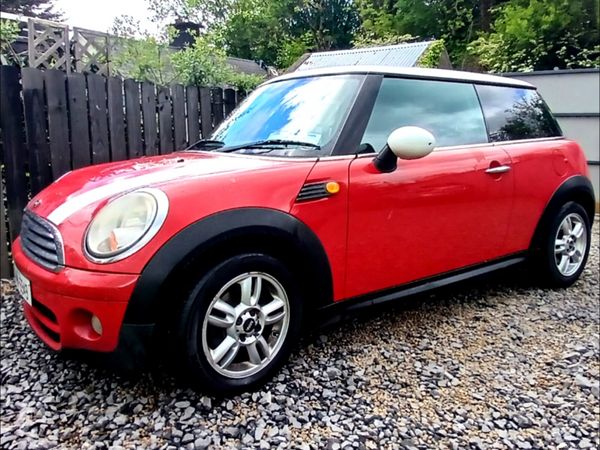 Mini Cooper Hatchback, Diesel, 2010, Red