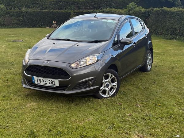 Ford Fiesta Hatchback, Petrol, 2017, Grey