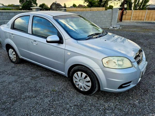 Chevrolet Aveo Saloon, Petrol, 2011, Silver