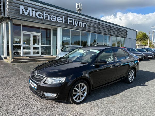 Skoda Octavia Saloon, Diesel, 2016, Black