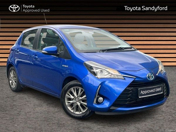 Toyota Yaris Hatchback, Petrol Hybrid, 2017, Blue