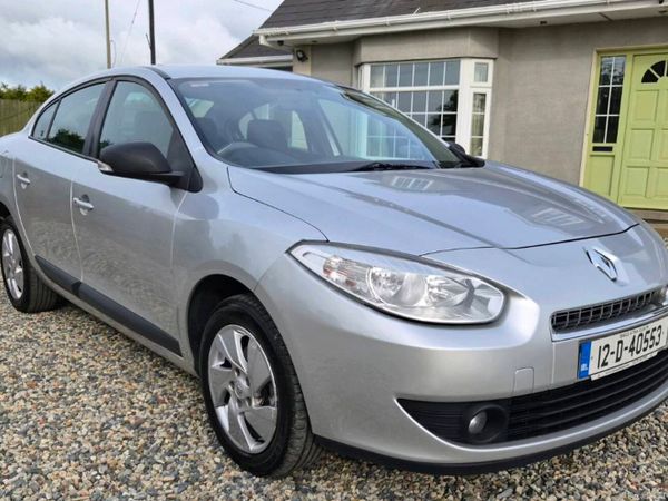 Renault Fluence Saloon, Diesel, 2012, Silver