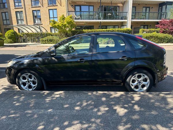 Ford Focus Hatchback, Diesel, 2009, Black