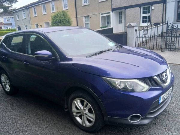 Nissan Qashqai Hatchback, Diesel, 2015, Blue