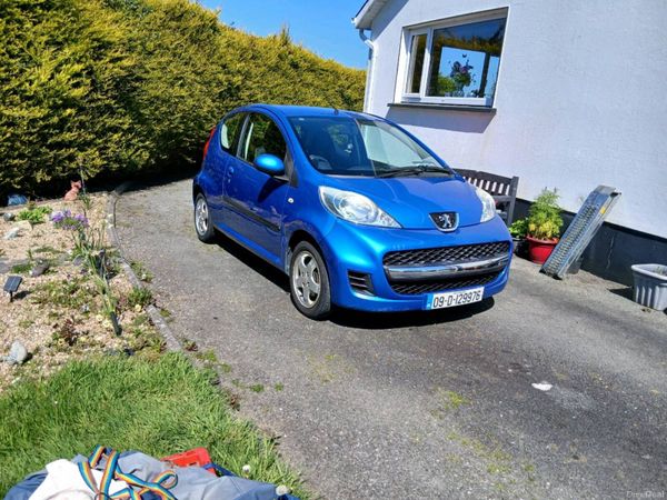 Peugeot 107 Hatchback, Petrol, 2009, Blue
