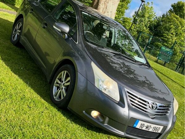 Toyota Avensis Saloon, Diesel, 2010, Grey