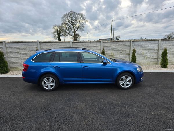 Skoda Octavia Estate, Diesel, 2015, Blue