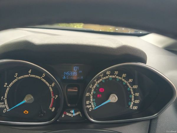 Ford Fiesta Hatchback, Petrol, 2014, Blue