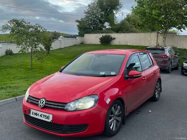 Volkswagen Golf Hatchback, Diesel, 2011, Red