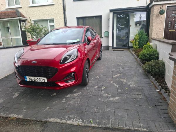 Ford Puma Hatchback, Petrol, 2020, Red