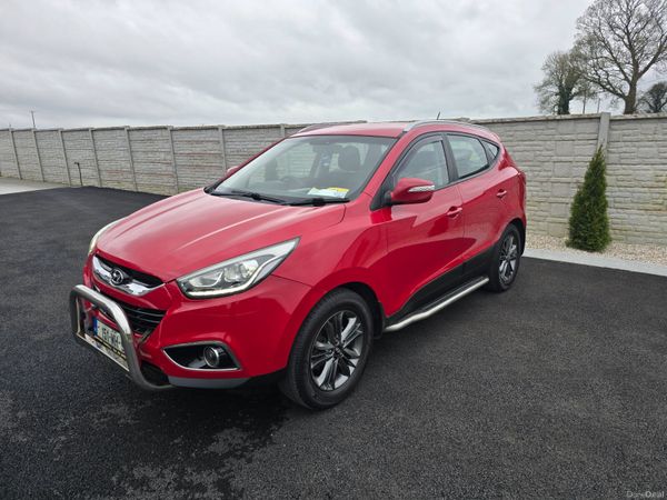 Hyundai ix35 SUV, Diesel, 2015, Red