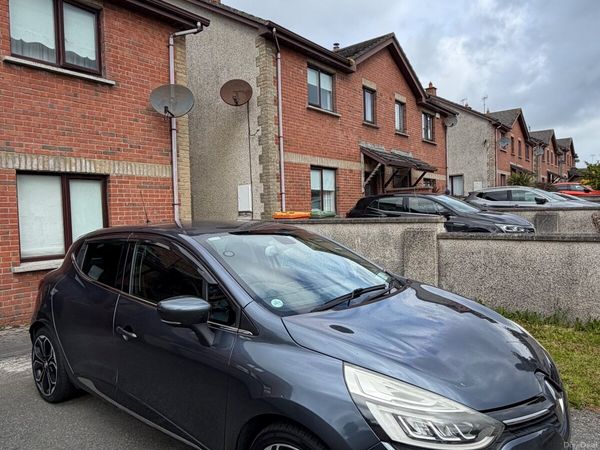 Renault Clio Hatchback, Petrol, 2017, Grey