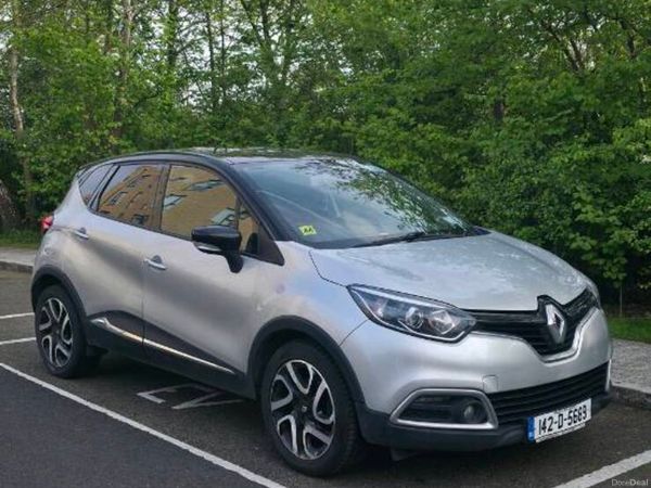 Renault Captur Hatchback, Diesel, 2014, Silver
