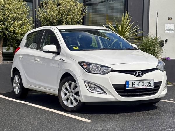 Hyundai i20 Hatchback, Petrol, 2015, White