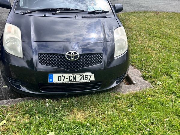 Toyota Yaris Hatchback, Petrol, 2007, Black