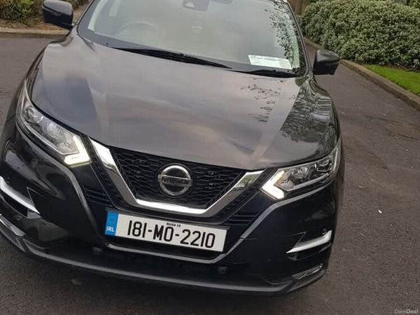 Nissan Qashqai Hatchback, Diesel, 2018, Black