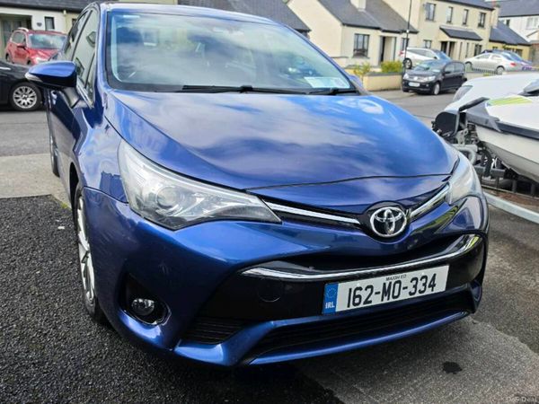 Toyota Avensis Saloon, Diesel, 2016, Blue