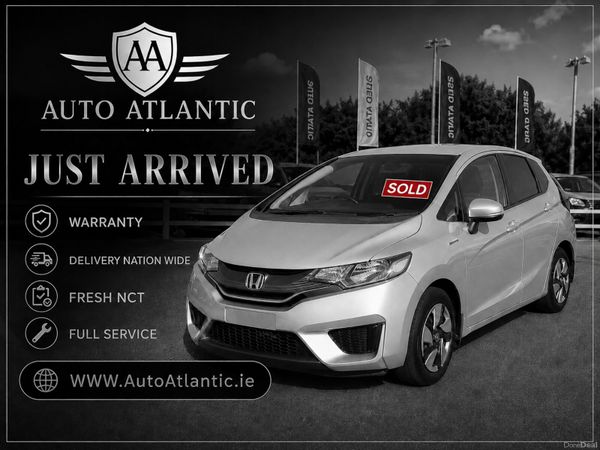 Honda Fit Hatchback, Petrol Hybrid, 2014, Silver