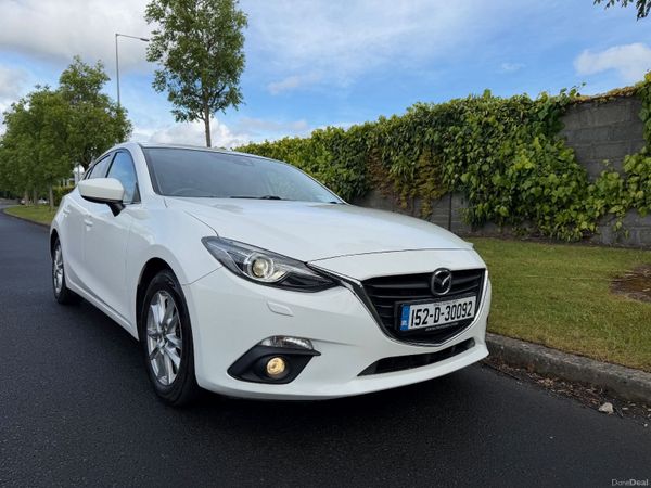 Mazda Mazda3 Hatchback, Petrol, 2015, White