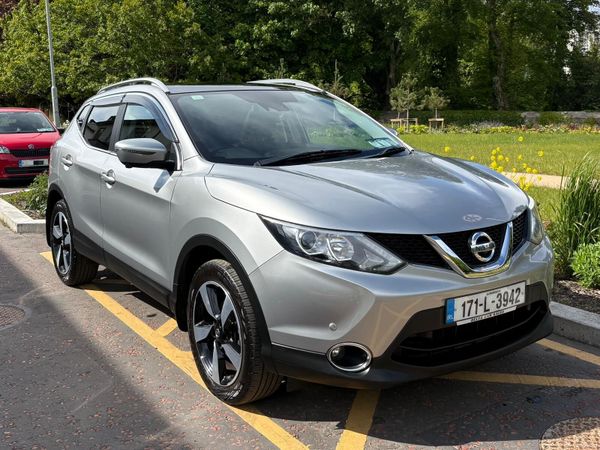 Nissan Qashqai SUV, Diesel, 2017, Grey