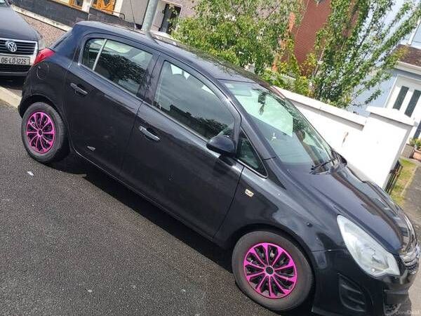 Opel Corsa Hatchback, Petrol, 2012, Black