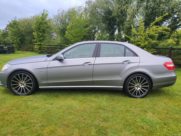 Mercedes-Benz E-Class Saloon, Diesel, 2011, Silver