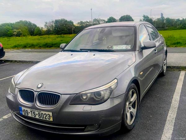 BMW 5-Series Saloon, Diesel, 2009, Grey