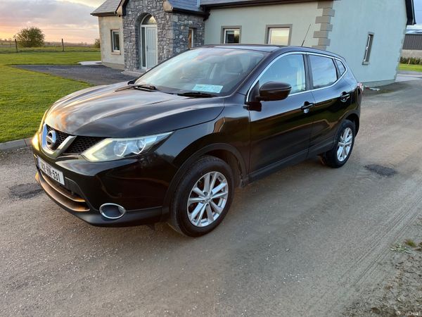 Nissan Qashqai Hatchback, Diesel, 2014, Black