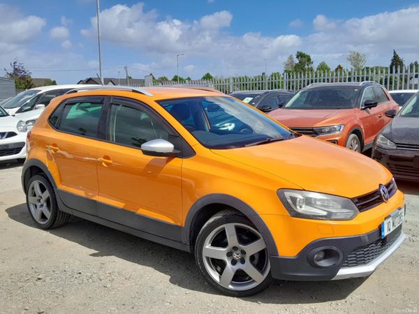 Volkswagen Polo Hatchback, Petrol, 2014, Orange